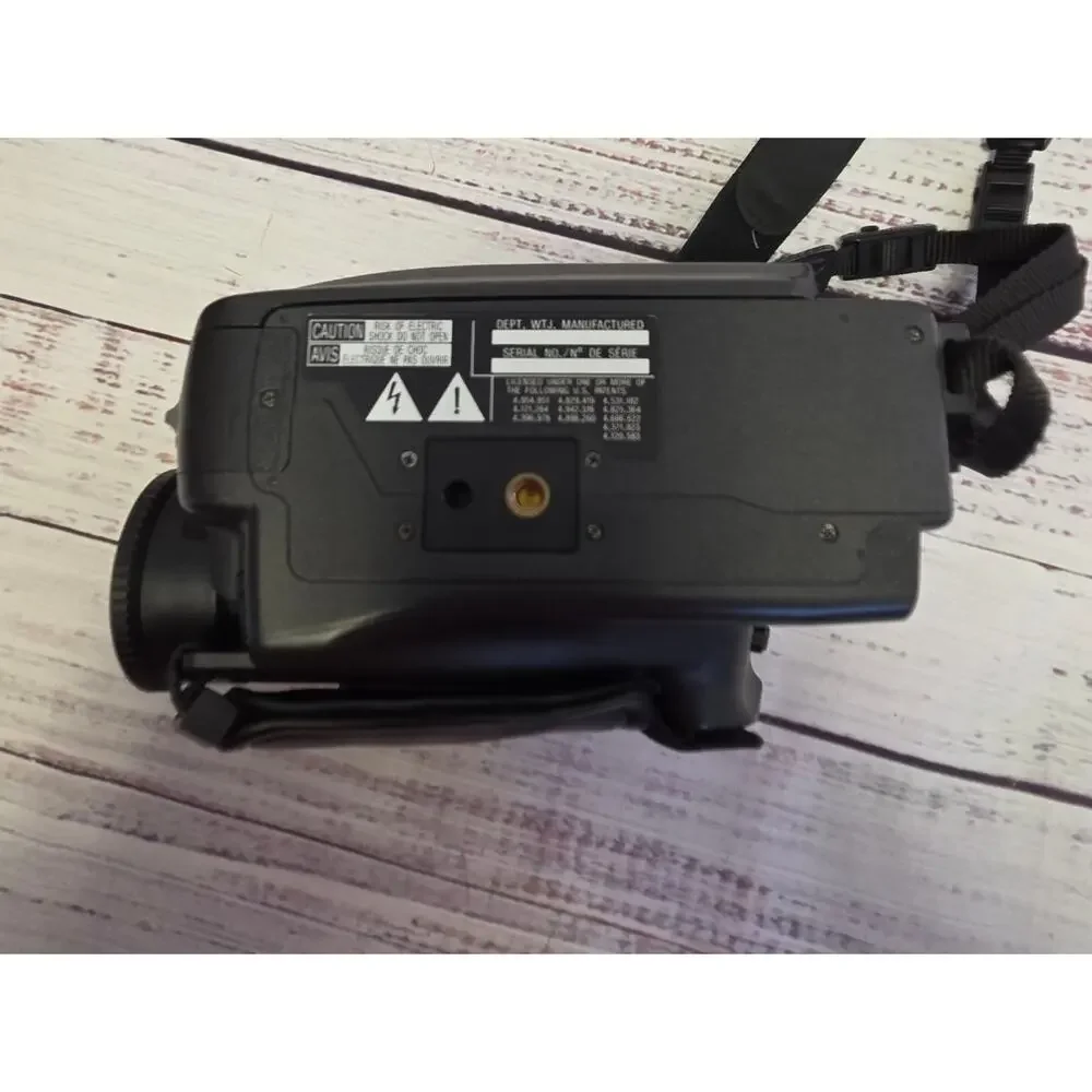Panasonic Palmcorder IQ VHS-C Camcorder PV-IQ505 Untested w Case Accessories